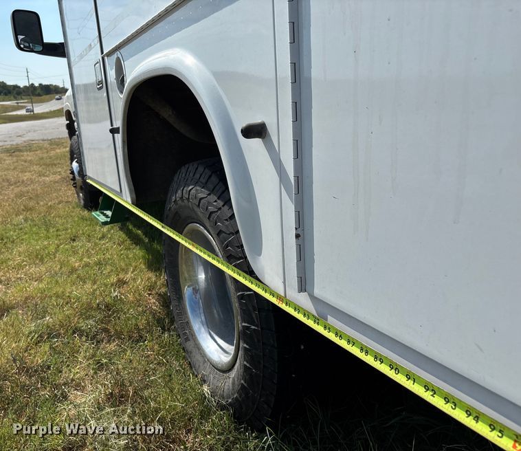 image for item ED2213 2002 Dodge Ram 3500 utility bed pickup truck