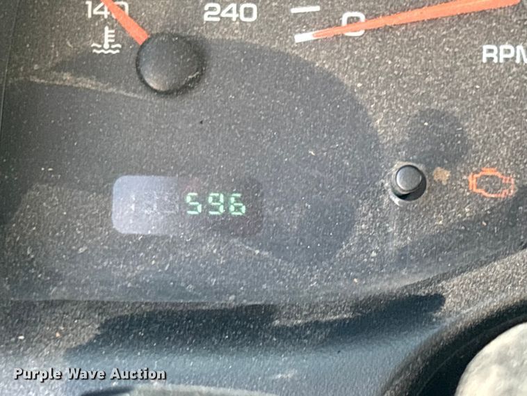 image for item ED2213 2002 Dodge Ram 3500 utility bed pickup truck