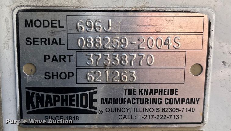 image for item ED2214 2005 Chevrolet Silverado 3500 utility bed pickup truck