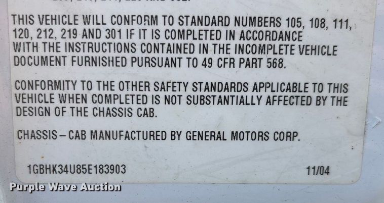 image for item ED2214 2005 Chevrolet Silverado 3500 utility bed pickup truck