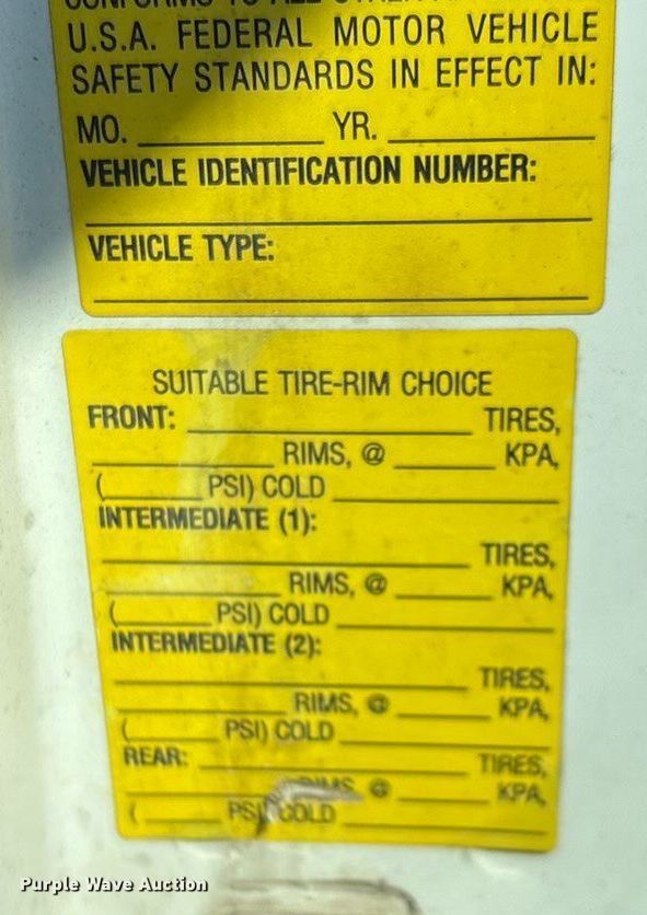 image for item ED2214 2005 Chevrolet Silverado 3500 utility bed pickup truck