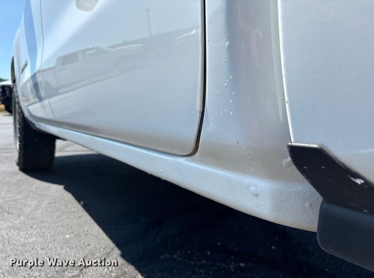 image for item ED2215 2018 Chevrolet Silverado 1500 Crew Cab pickup truck