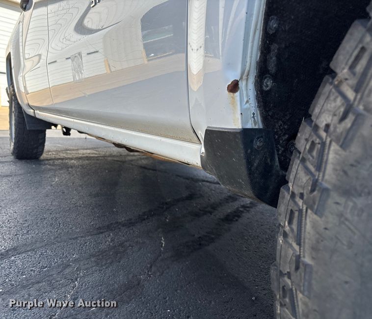 image for item ED2215 2018 Chevrolet Silverado 1500 Crew Cab pickup truck