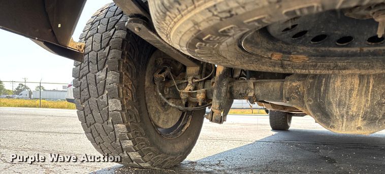 image for item ED2215 2018 Chevrolet Silverado 1500 Crew Cab pickup truck