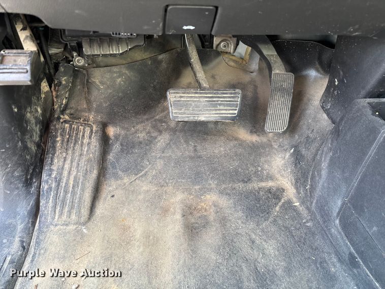 image for item ED2215 2018 Chevrolet Silverado 1500 Crew Cab pickup truck