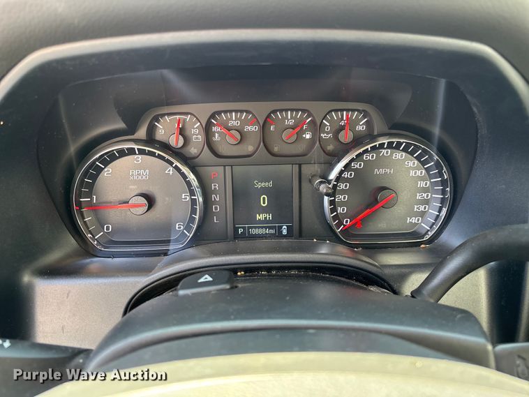 image for item ED2215 2018 Chevrolet Silverado 1500 Crew Cab pickup truck