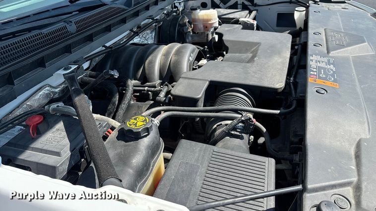 image for item ED2215 2018 Chevrolet Silverado 1500 Crew Cab pickup truck