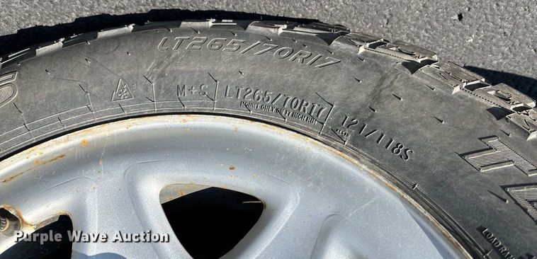 image for item ED2215 2018 Chevrolet Silverado 1500 Crew Cab pickup truck