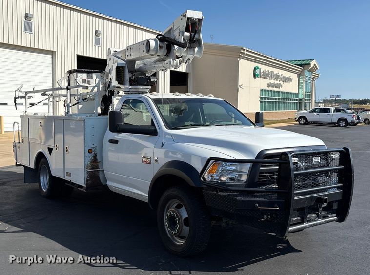 image for item ED2216 2012 Dodge Ram 5500 bucket truck