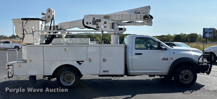 image for item ED2216 2012 Dodge Ram 5500 bucket truck