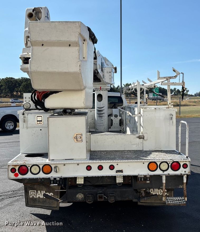 image for item ED2216 2012 Dodge Ram 5500 bucket truck