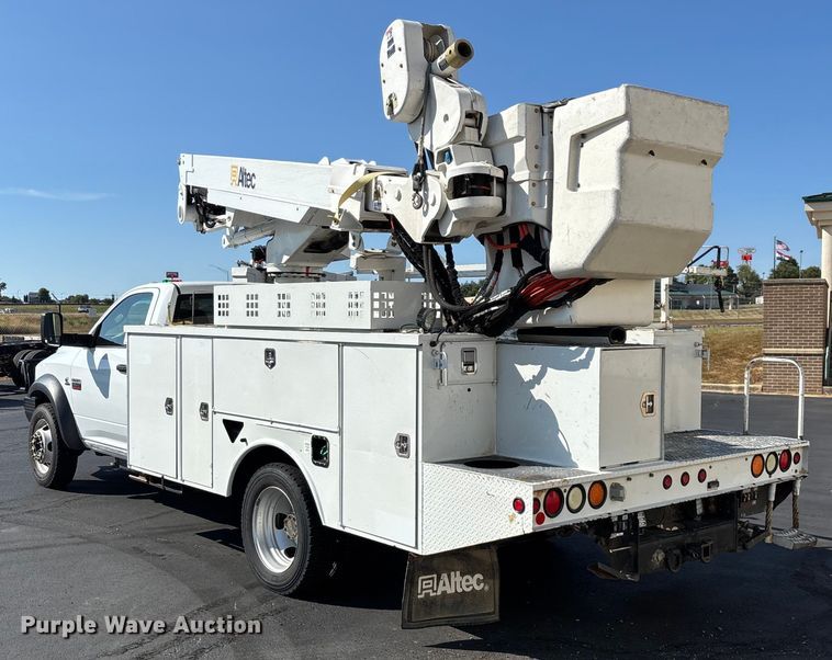image for item ED2216 2012 Dodge Ram 5500 bucket truck