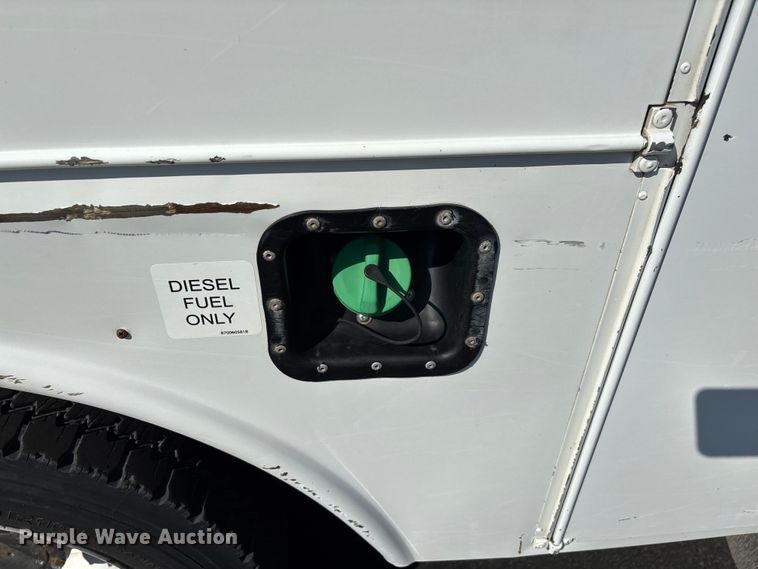 image for item ED2216 2012 Dodge Ram 5500 bucket truck