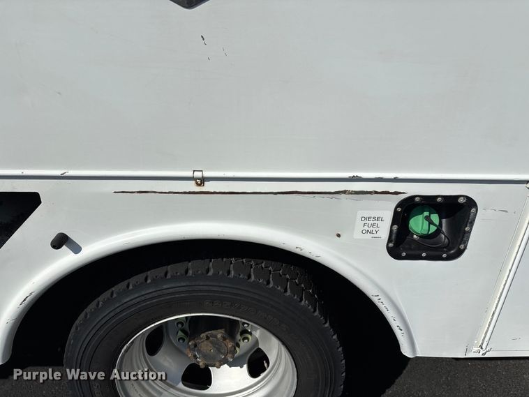 image for item ED2216 2012 Dodge Ram 5500 bucket truck