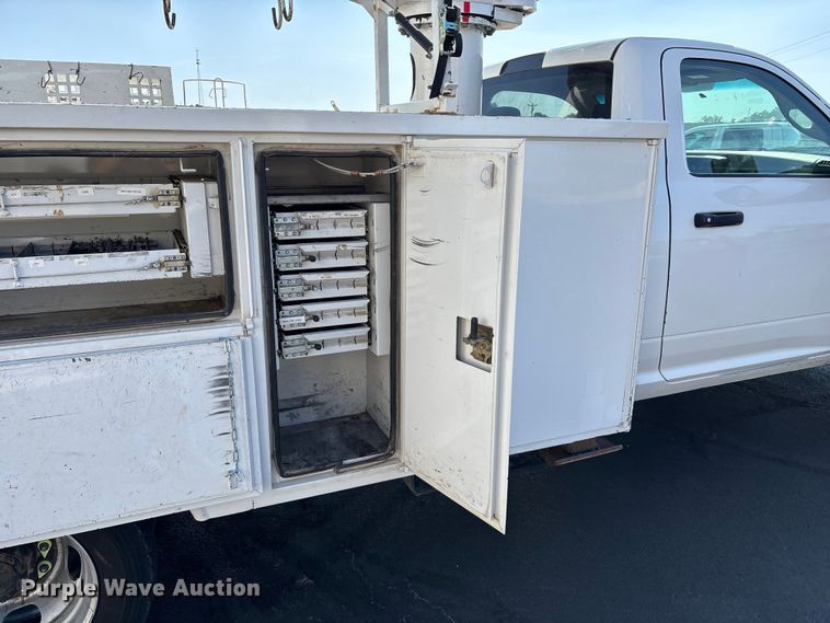 image for item ED2216 2012 Dodge Ram 5500 bucket truck