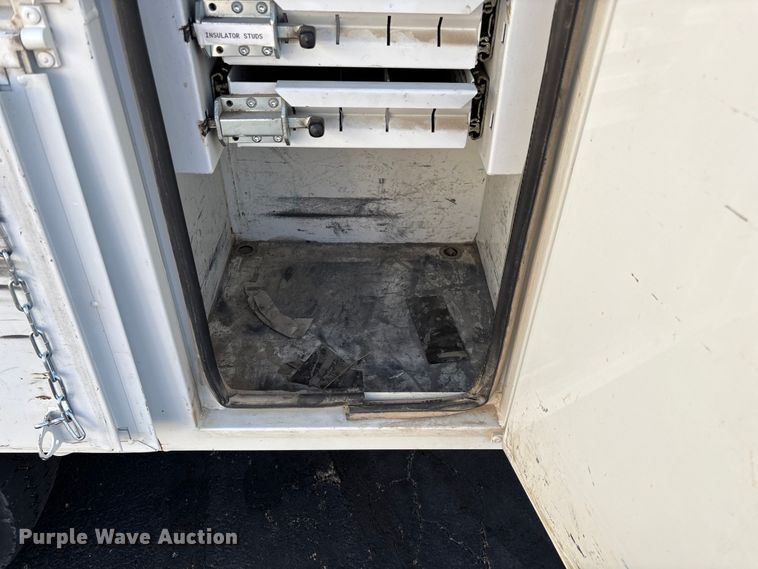 image for item ED2216 2012 Dodge Ram 5500 bucket truck