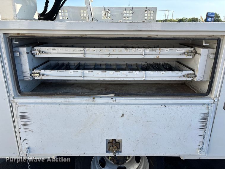 image for item ED2216 2012 Dodge Ram 5500 bucket truck