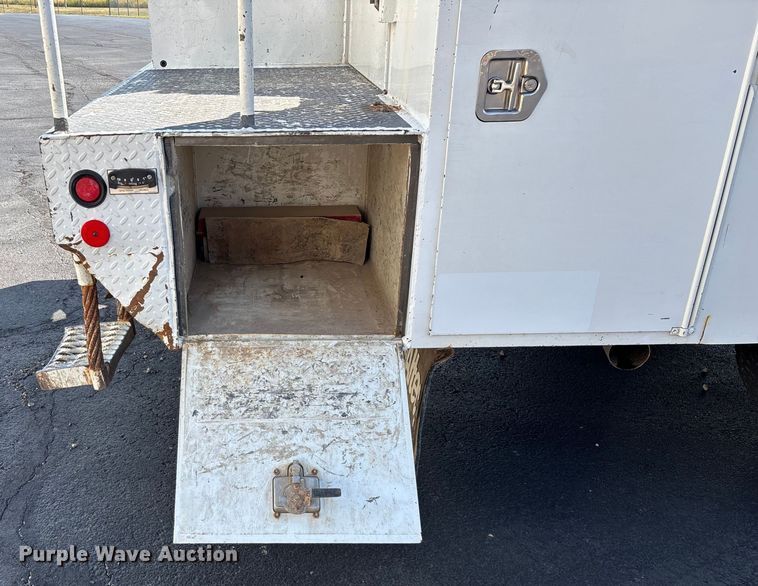 image for item ED2216 2012 Dodge Ram 5500 bucket truck