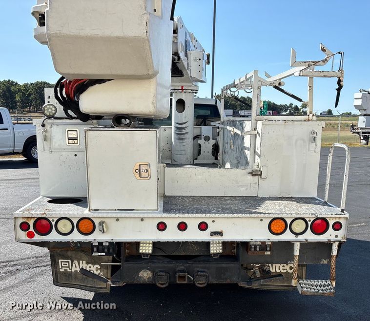 image for item ED2216 2012 Dodge Ram 5500 bucket truck