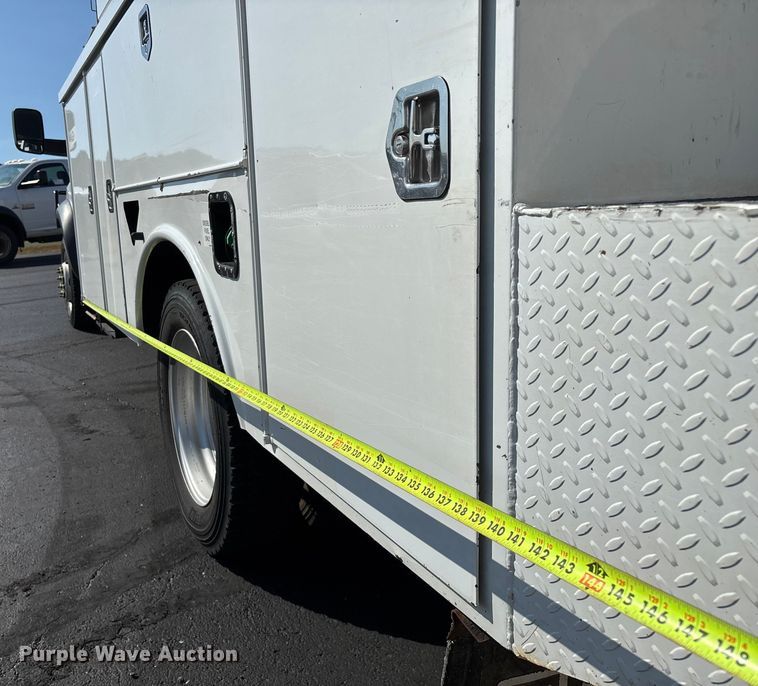 image for item ED2216 2012 Dodge Ram 5500 bucket truck