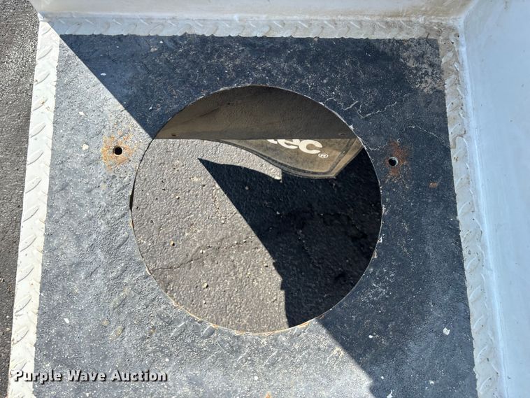 image for item ED2216 2012 Dodge Ram 5500 bucket truck