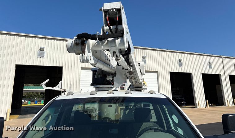 image for item ED2216 2012 Dodge Ram 5500 bucket truck