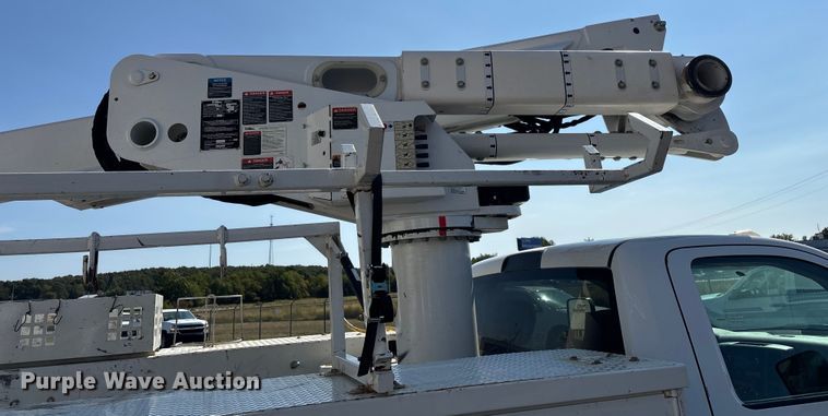 image for item ED2216 2012 Dodge Ram 5500 bucket truck