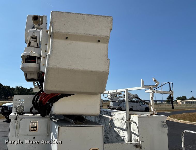 image for item ED2216 2012 Dodge Ram 5500 bucket truck