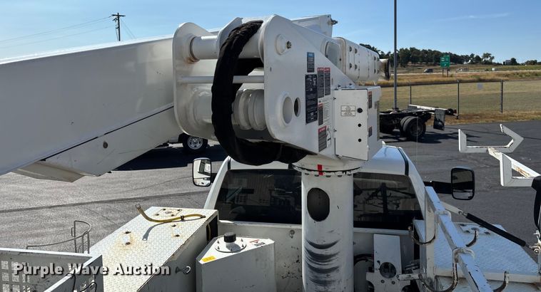 image for item ED2216 2012 Dodge Ram 5500 bucket truck