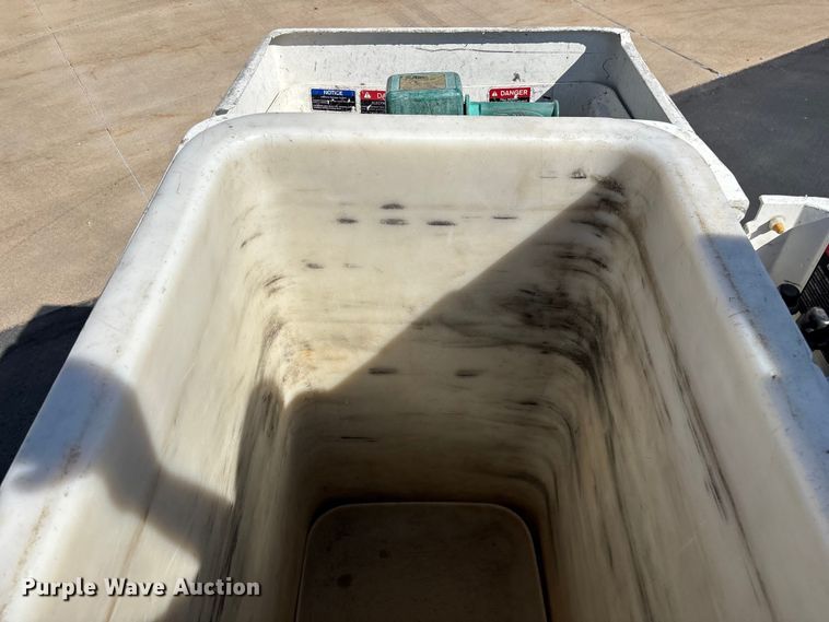 image for item ED2216 2012 Dodge Ram 5500 bucket truck