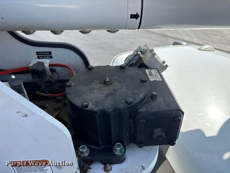 image for item ED2216 2012 Dodge Ram 5500 bucket truck