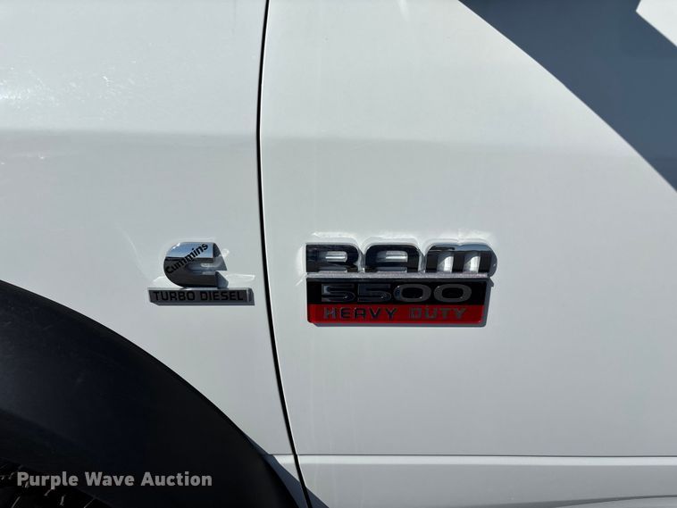 image for item ED2216 2012 Dodge Ram 5500 bucket truck