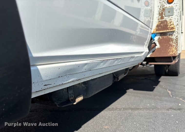 image for item ED2216 2012 Dodge Ram 5500 bucket truck