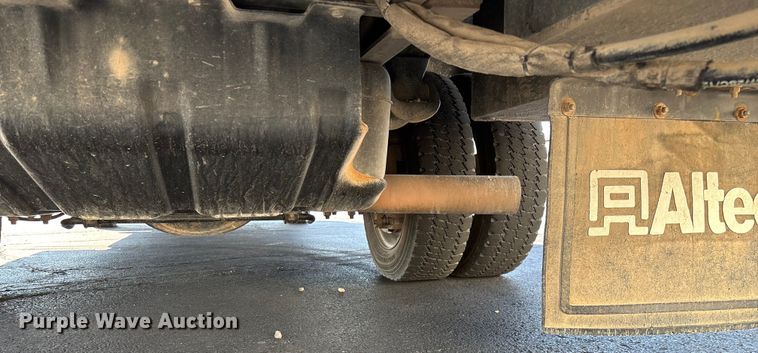 image for item ED2216 2012 Dodge Ram 5500 bucket truck