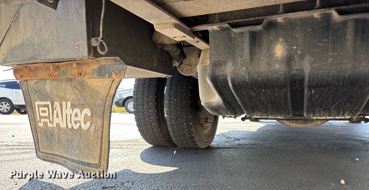 image for item ED2216 2012 Dodge Ram 5500 bucket truck