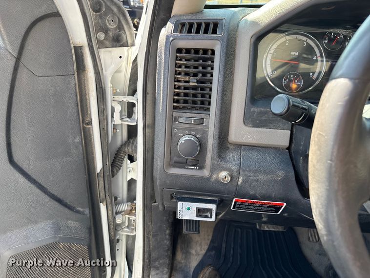 image for item ED2216 2012 Dodge Ram 5500 bucket truck