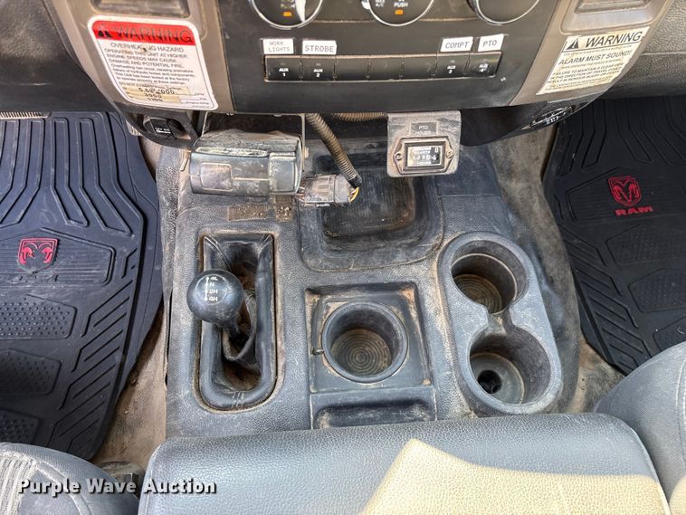 image for item ED2216 2012 Dodge Ram 5500 bucket truck