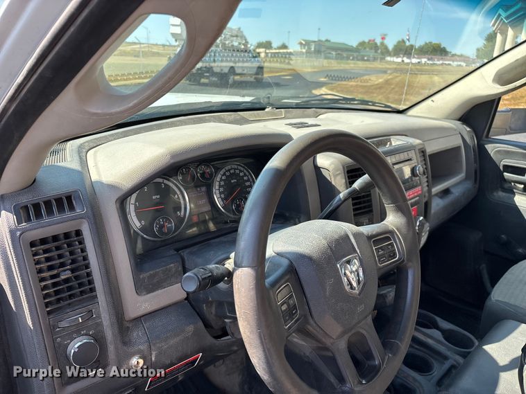 image for item ED2216 2012 Dodge Ram 5500 bucket truck