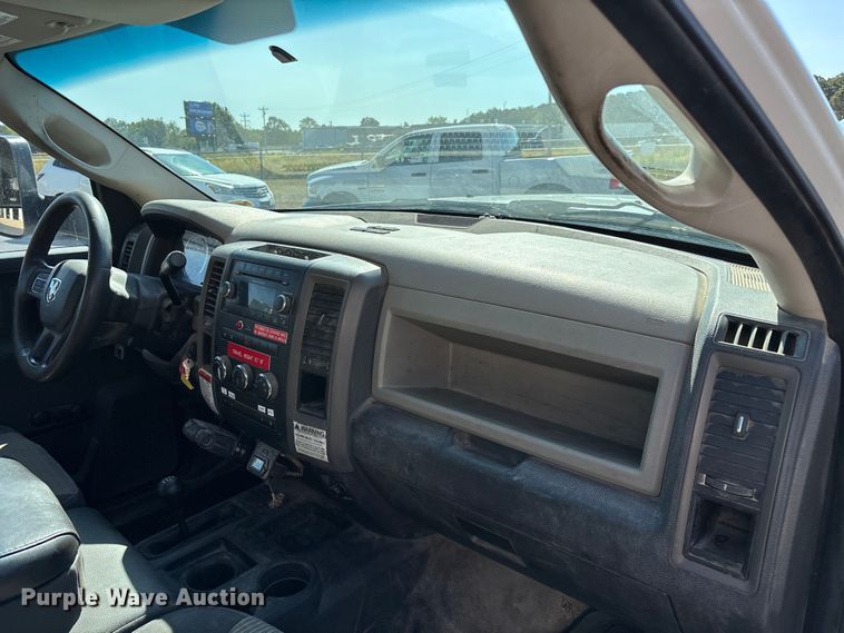 image for item ED2216 2012 Dodge Ram 5500 bucket truck