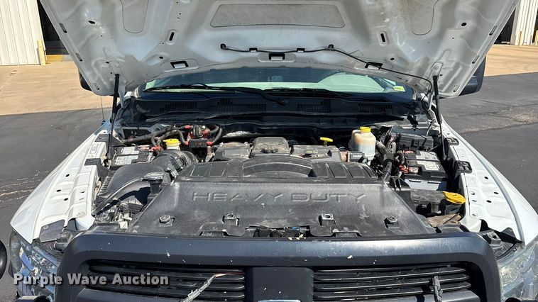 image for item ED2216 2012 Dodge Ram 5500 bucket truck