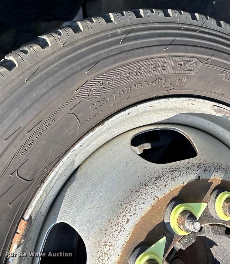 image for item ED2216 2012 Dodge Ram 5500 bucket truck