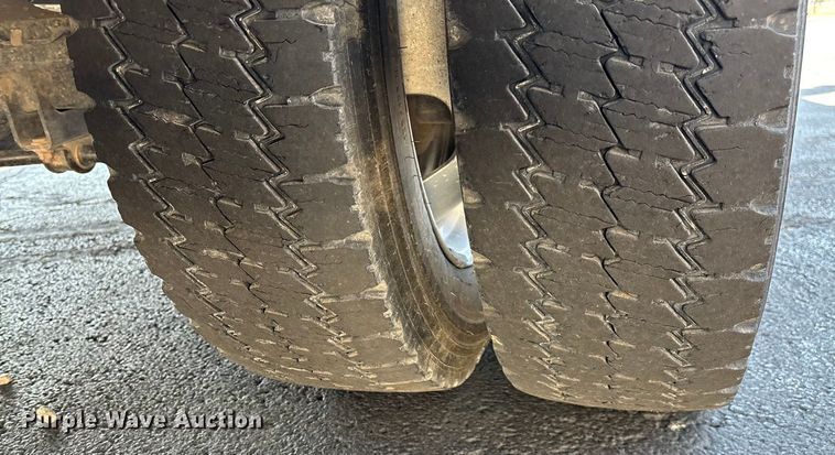 image for item ED2216 2012 Dodge Ram 5500 bucket truck