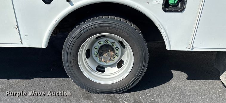 image for item ED2216 2012 Dodge Ram 5500 bucket truck