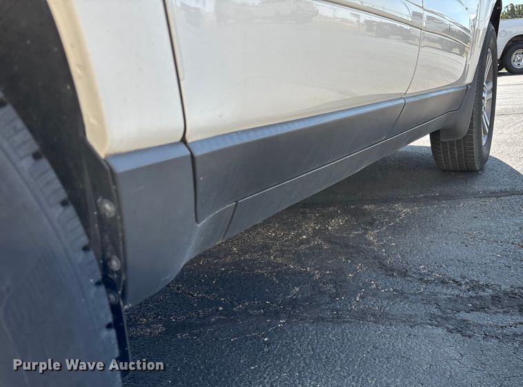 image for item ED2217 2015 Chevrolet Traverse LT SUV