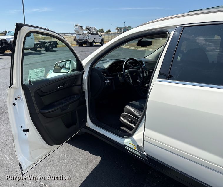 image for item ED2217 2015 Chevrolet Traverse LT SUV