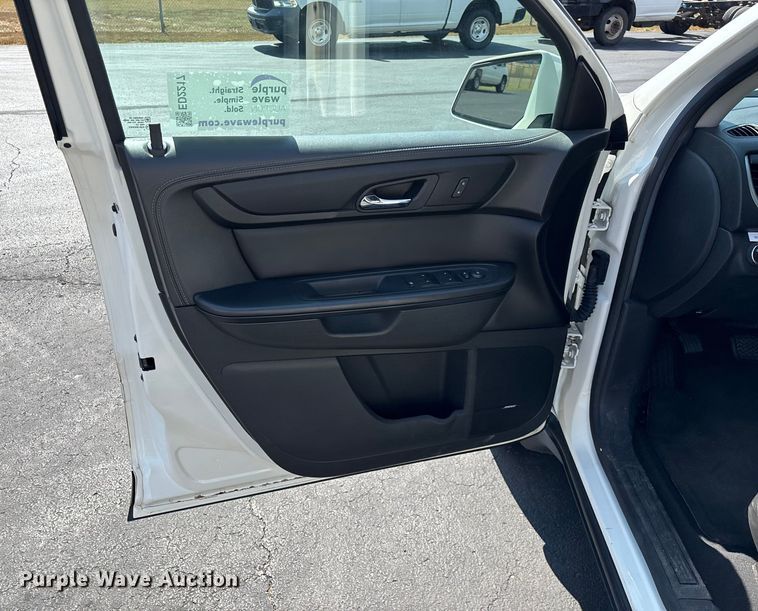 image for item ED2217 2015 Chevrolet Traverse LT SUV