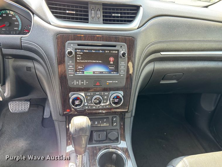 image for item ED2217 2015 Chevrolet Traverse LT SUV