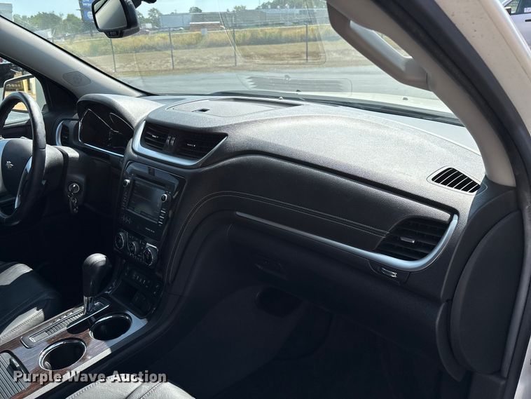 image for item ED2217 2015 Chevrolet Traverse LT SUV