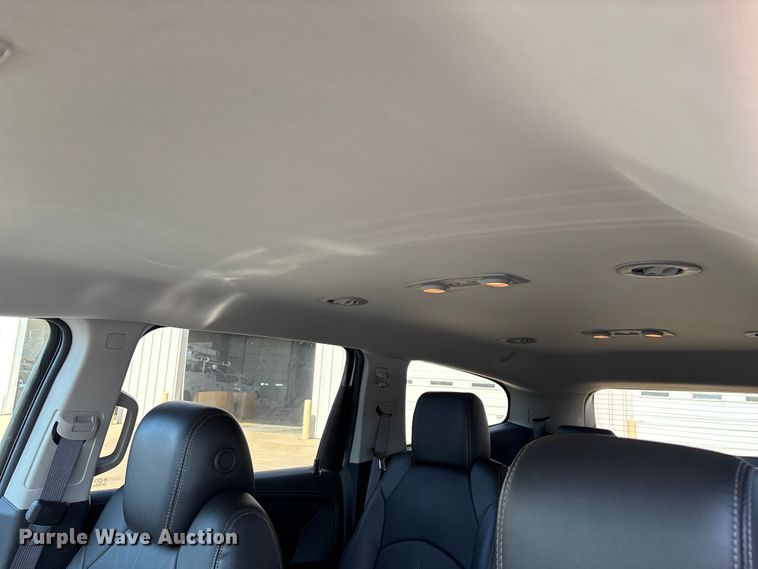 image for item ED2217 2015 Chevrolet Traverse LT SUV