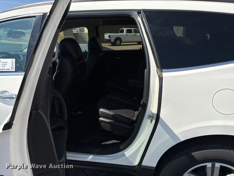 image for item ED2217 2015 Chevrolet Traverse LT SUV